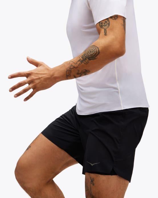 HOKA 2イン1 ショーツGLIDE 7INCH SHORT 2IN1