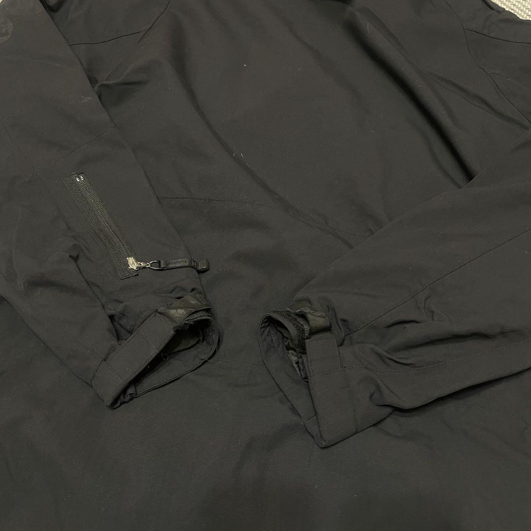 DCSHOESディーシーシューズ　スキースノボウェア　マウンテンパーカー　黒