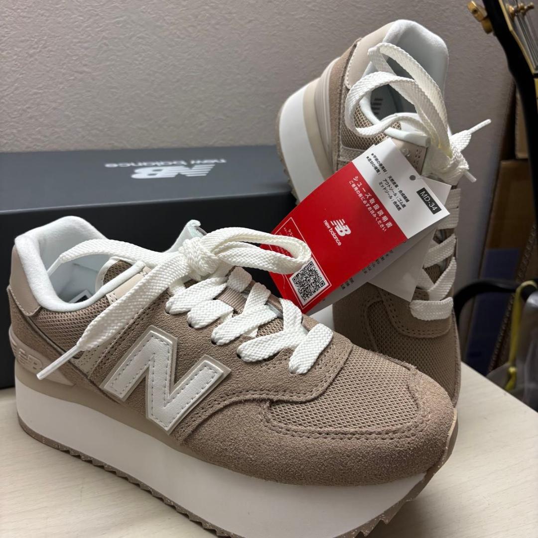 【新品】ニューバランス　WL574Z SM B ベージュ　23.5cm