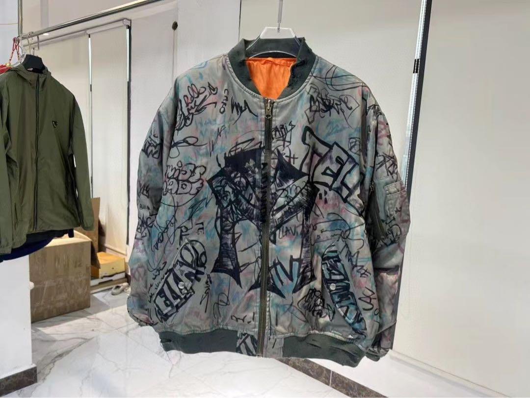 美品 mowalola graffiti bomber jacket
