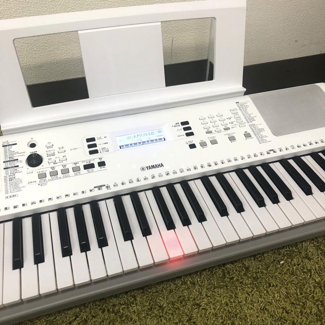 YAMAHA 電子キーボード 電子ピアノEZ-300 ホワイト 2022年製