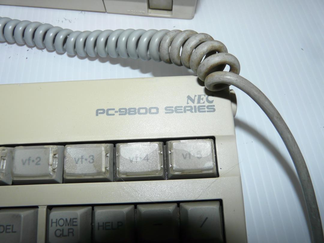 NEC　PC-9801FS本体 PC-9800キーボード　PC-KD1