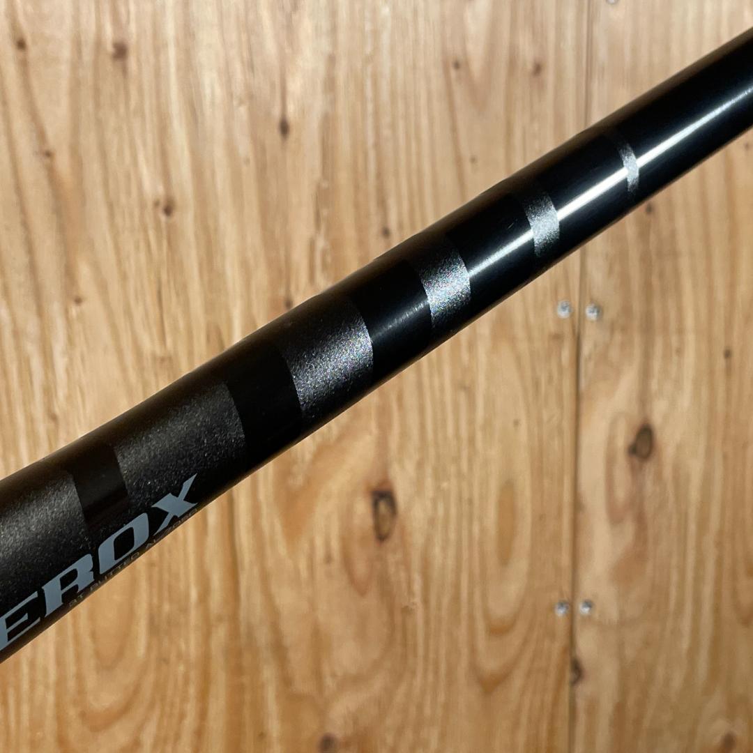 【新品】KORE Aerox MTBライザーバー 31.8mm 25mmライズ