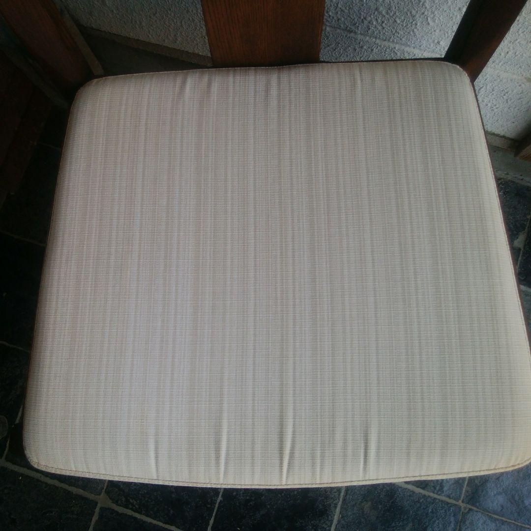 専用カリモクダイニングチェア