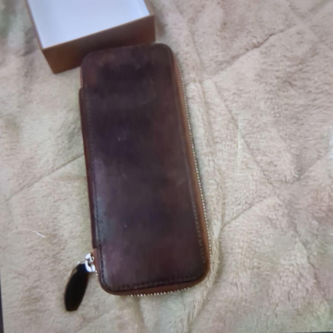 OctFold ペンケース エンボスレザー