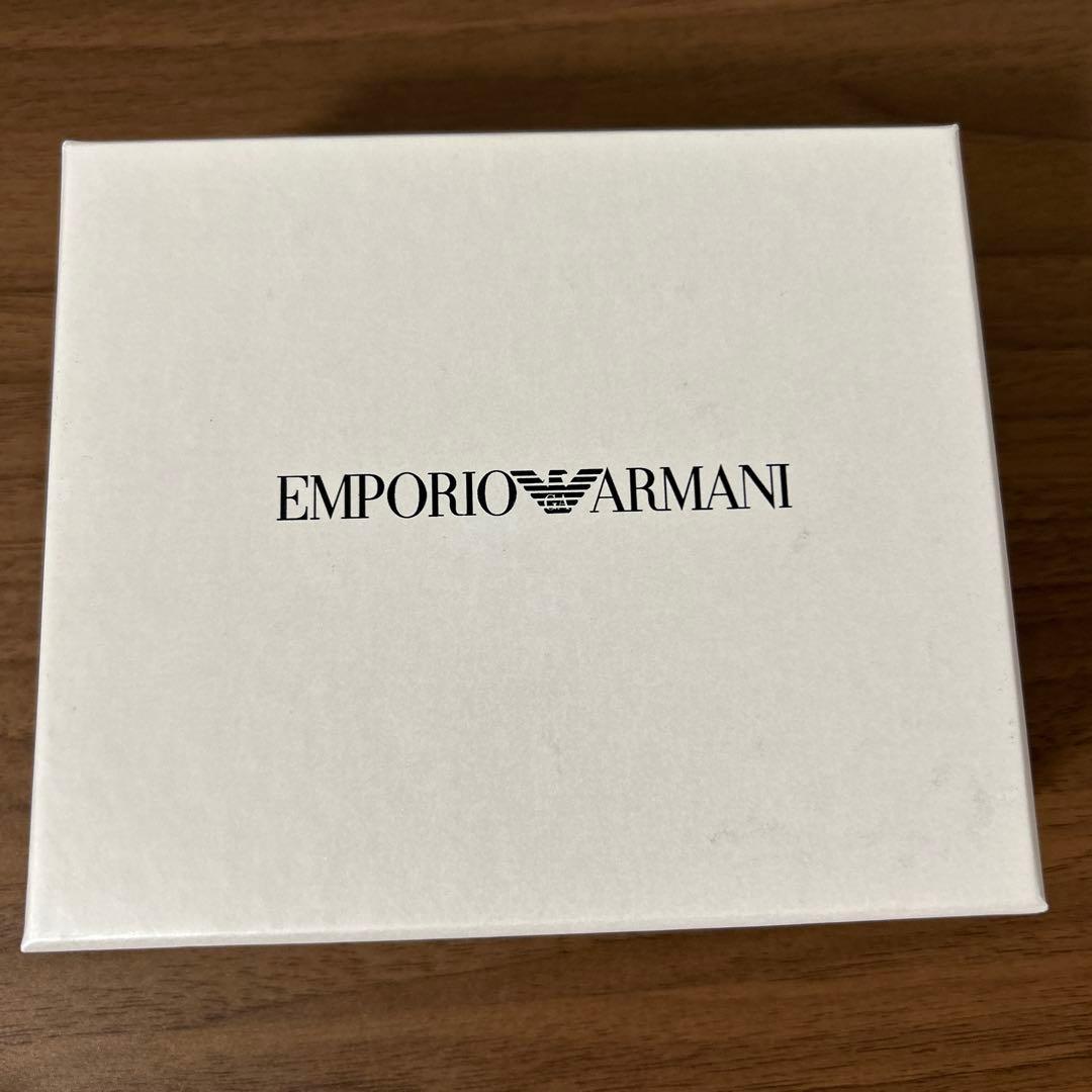 ギフト　プレゼント　折り財布　箱付き