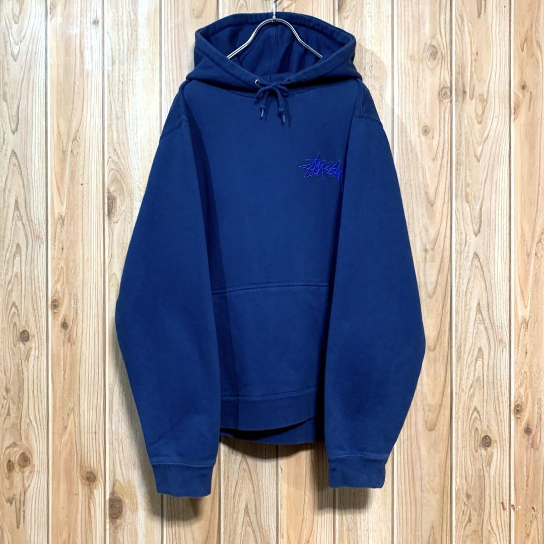 STUSSY パーカー ◎ストックロゴ デカロゴ 刺繍 ワントーン