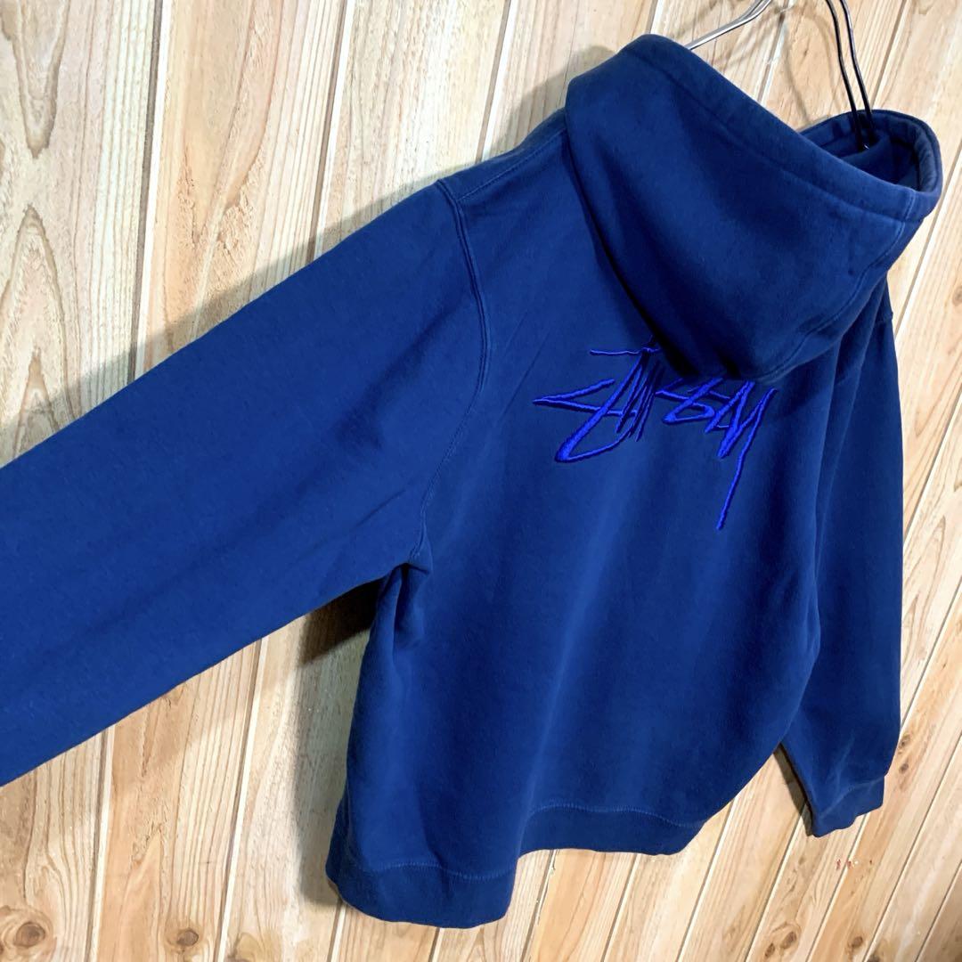 STUSSY パーカー ◎ストックロゴ デカロゴ 刺繍 ワントーン
