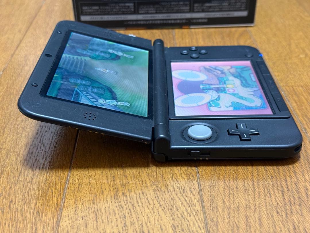 3ds LL リザードンエディション任天堂ポケモンセンター限定