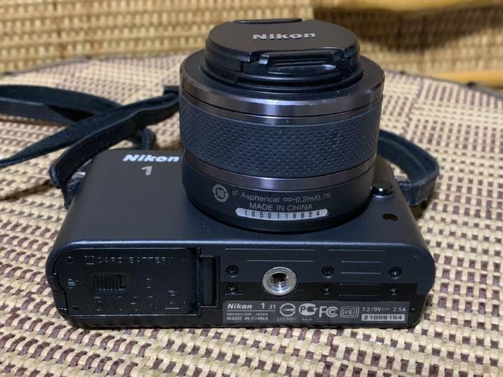 新作セール NIKON 1 J1 ダブルズームセット ボディジャケット付き VTKrt-m75833213470 得価正規店