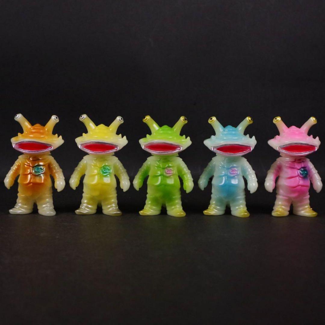 ブルマァク ちびカネゴン 蓄光 5色セット ソフビ ウルトラQ 墓場の画廊 ブルマァク ちびカネゴン 蓄光 5色セット ソフビ ウルトラQ 墓場の画廊