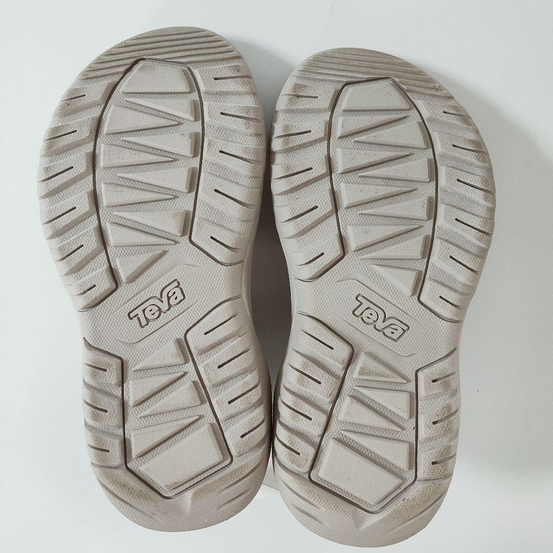 未使用品　Teva　ハリケーン　サンダル　22 テバ　グレー