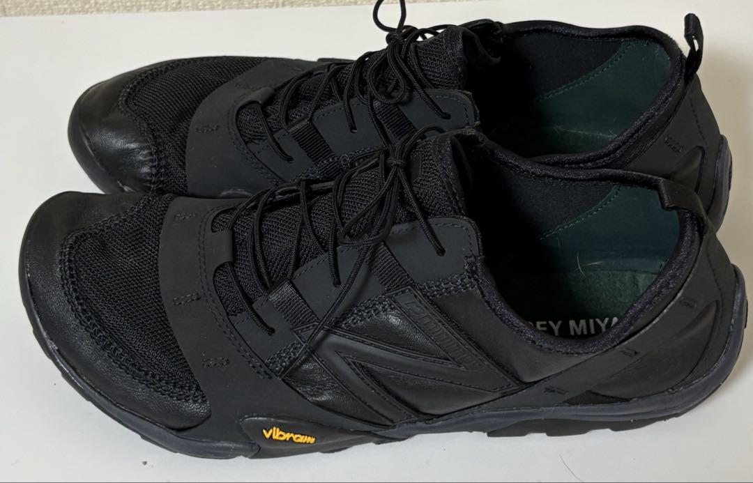 new balance × issey miyake mt10OIS