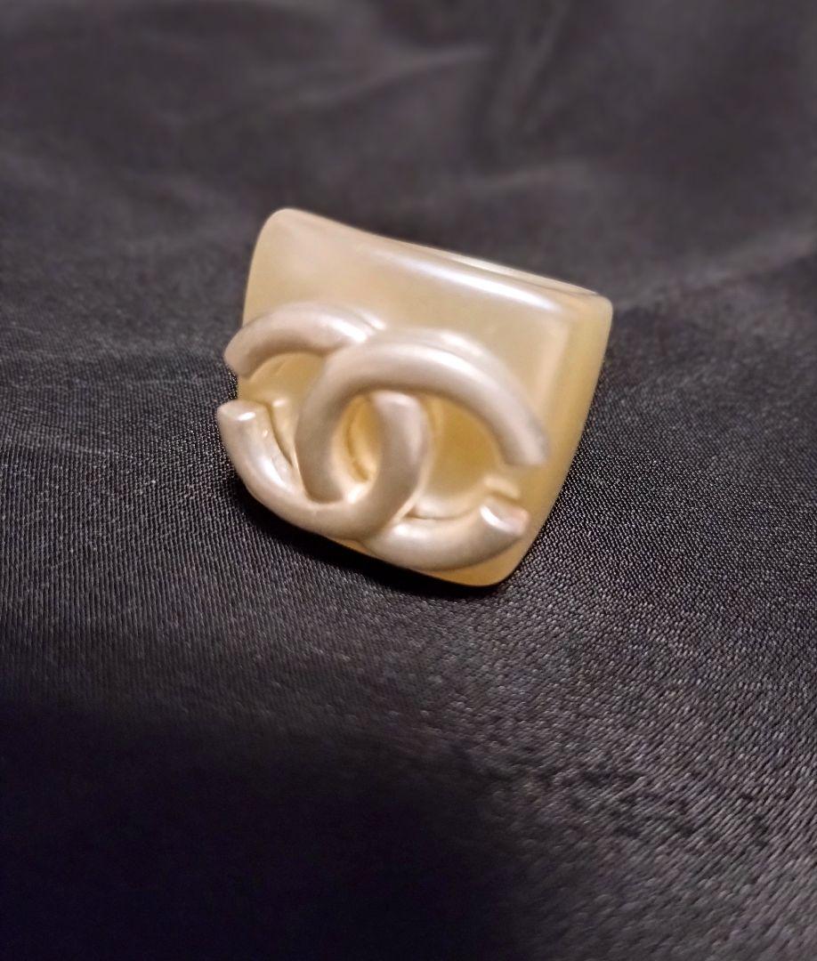 【初回限定】 ◇CHANEL ◇ 希少リング ココマーク クリーム色 アクセサリー