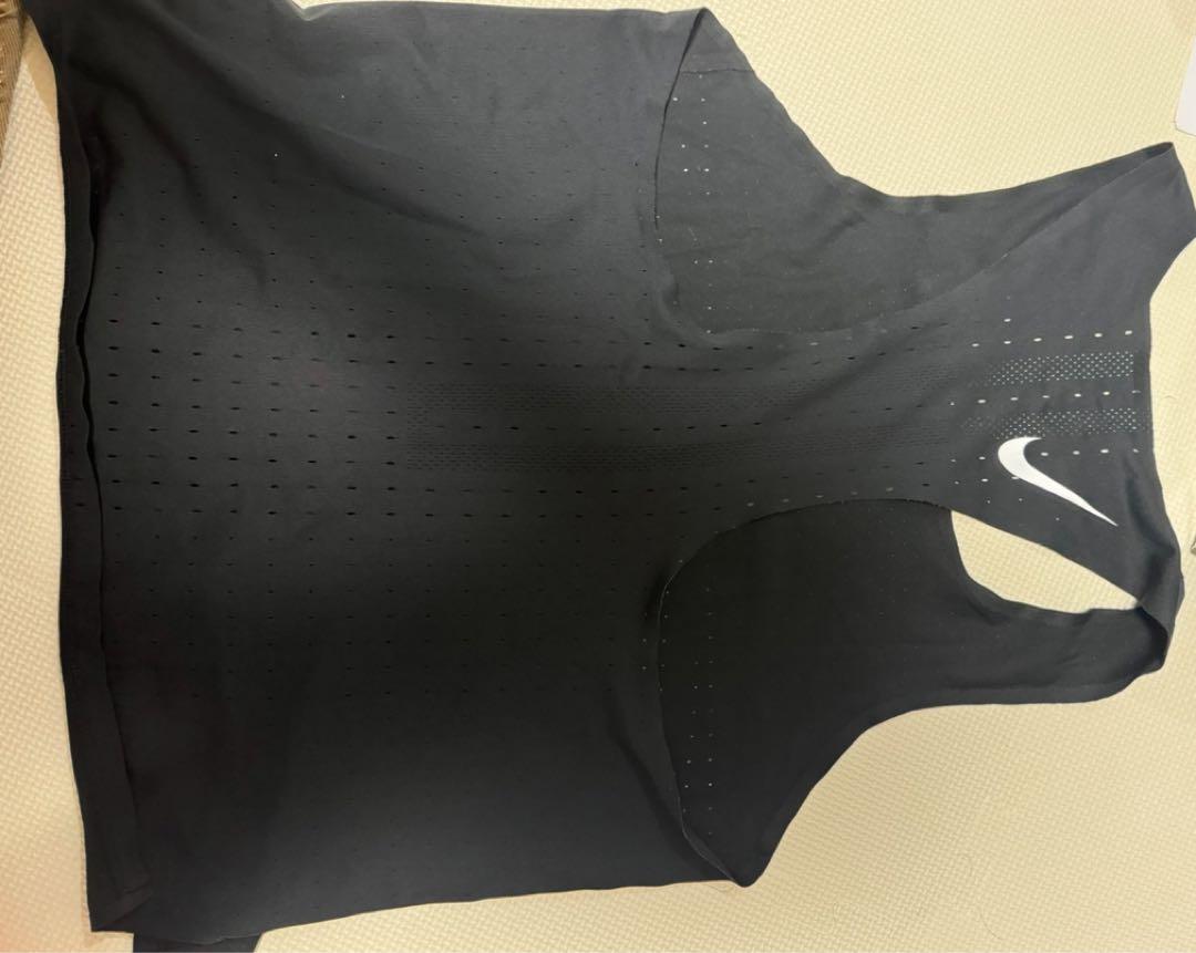 NIKE エアロスイフトシングレッド　M