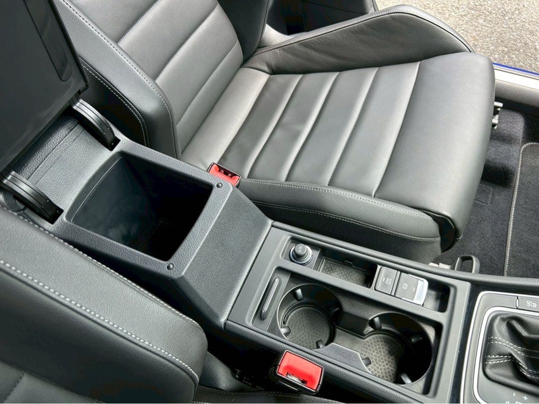 ゴルフR ヴァリアント‼️ワンオーナー&極上車‼️ ゴルフR ヴァリアント‼️ワンオーナー&極上車‼️