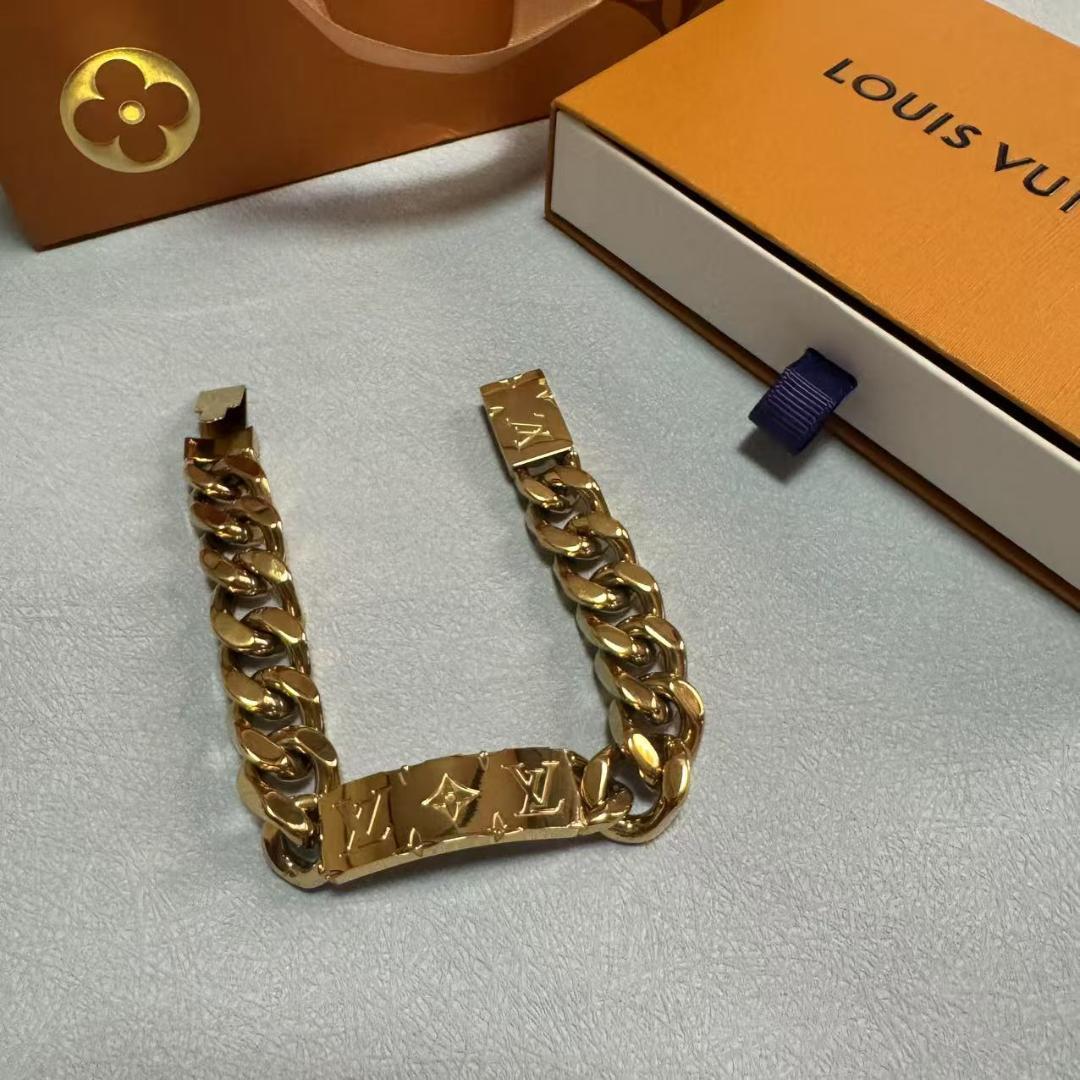 ゴールド チェーンブレスレット