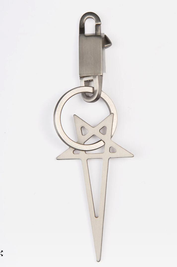 Rick Owens PENTAGRAM キーチェーン ペンタグラム - メルカリ Rick Owens PENTAGRAM キーチェーン ペンタグラム - メルカリ