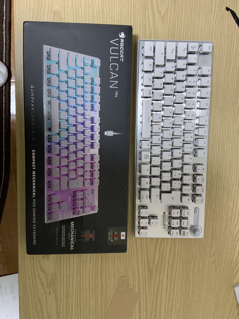 ROCCAT ゲーミングキーボード
