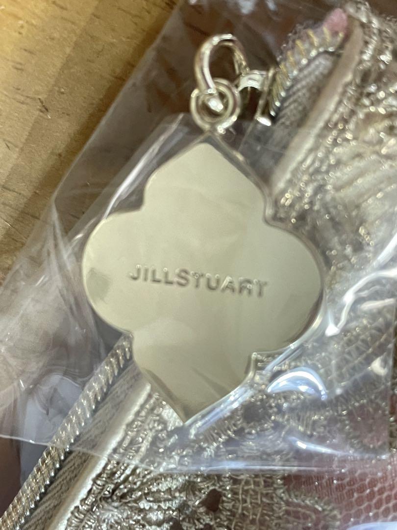 JILL STUART アイシャドウパレット 8色入りとチーク２色とルージュ