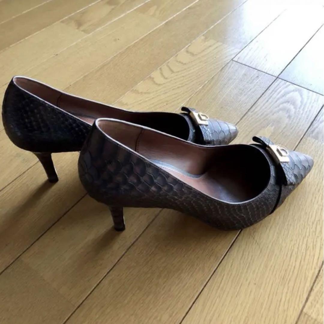 新品☆ コールハーン 型押しパンプス 24cm