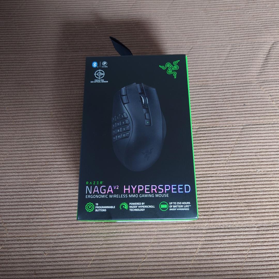 Razer Naga　ゲーミングマウス