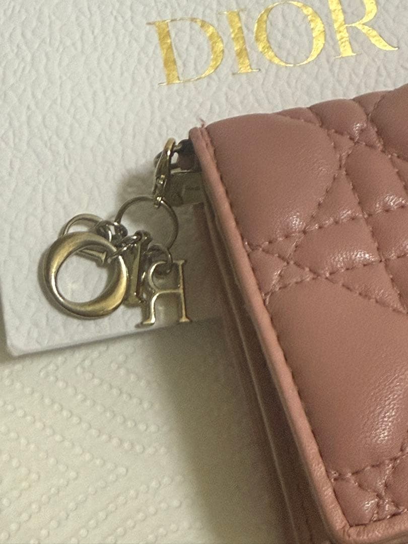 ピンク 二つ折り財布