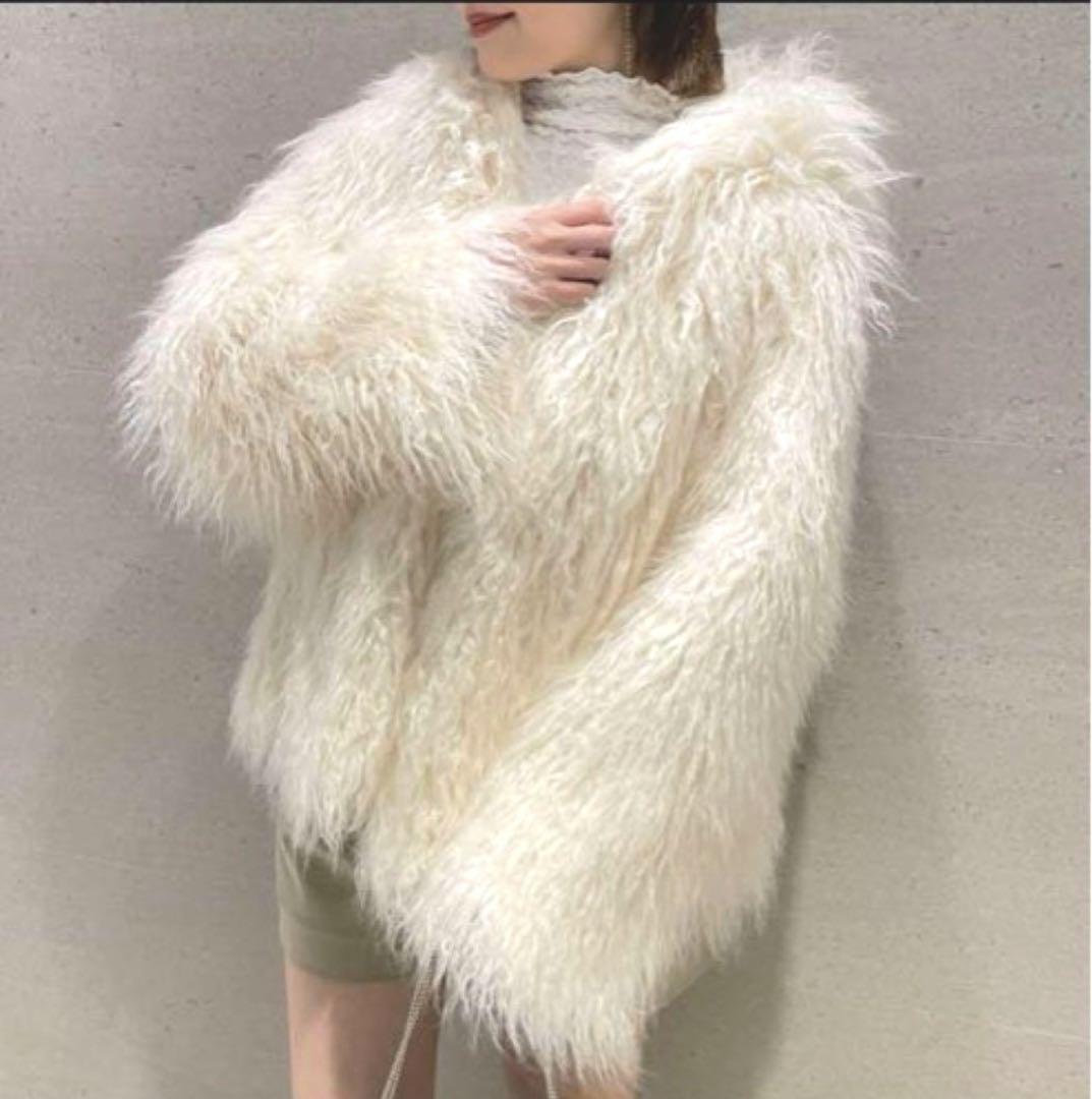 未使用級✨ SNIDEL 2023AW ファーコート　FREE ホワイト 未使用級✨ SNIDEL 2023AW ファーコート FREE ホワイト