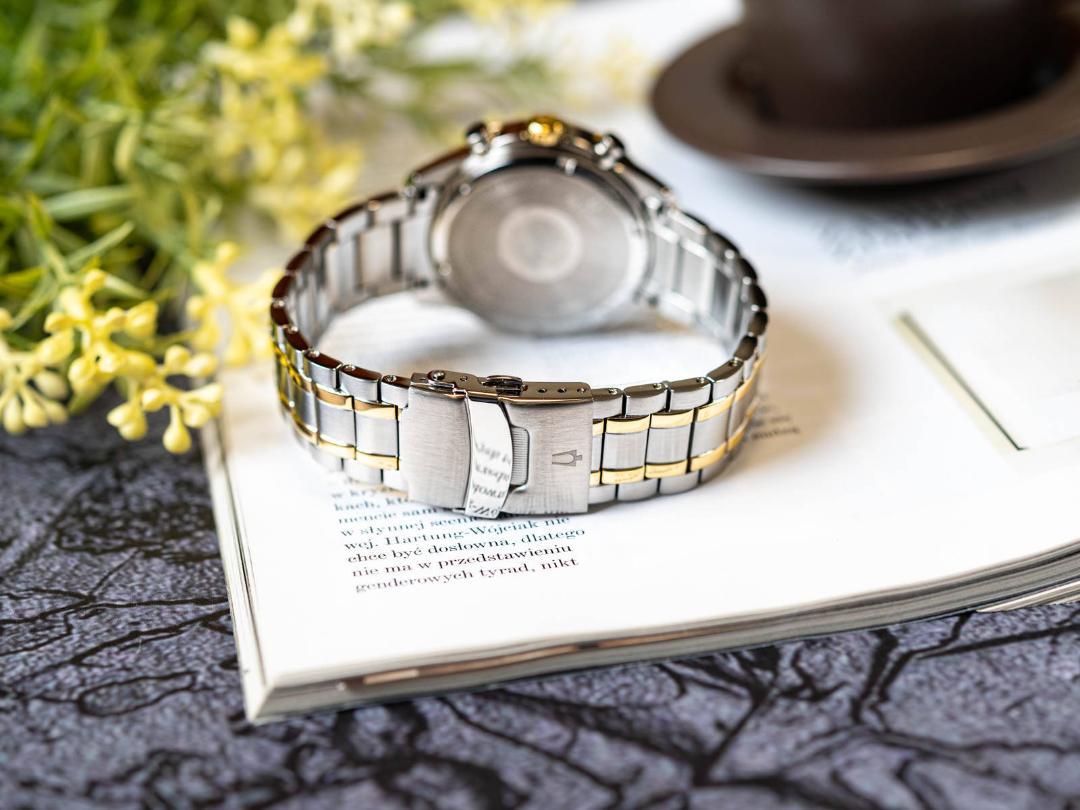 Bulova Classic 98A246 クロノグラフ ブルーダイアル