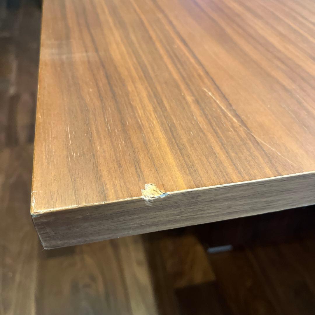 折りたたみダイニングテーブルと椅子4脚セットやや傷や汚れあり MARWIL-DEMENAGEMENTS_CH