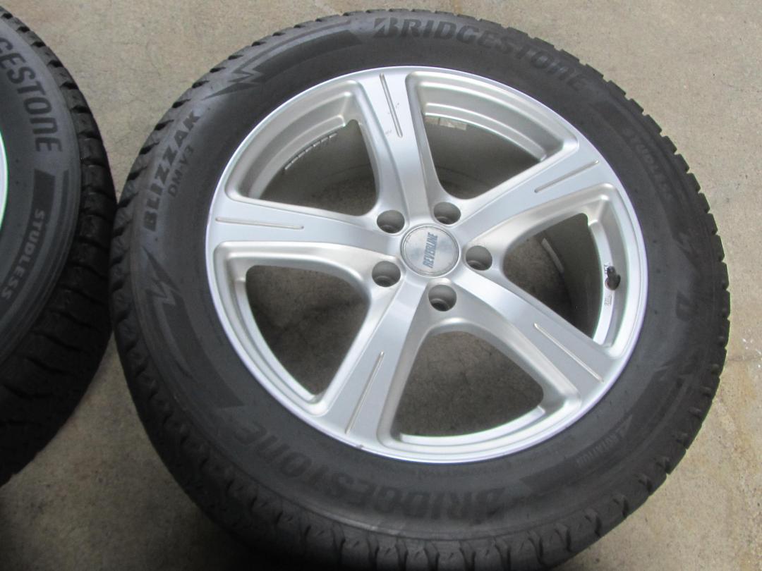 235|55R18スタッドレスブリヂストンブリザックDM-V32021年