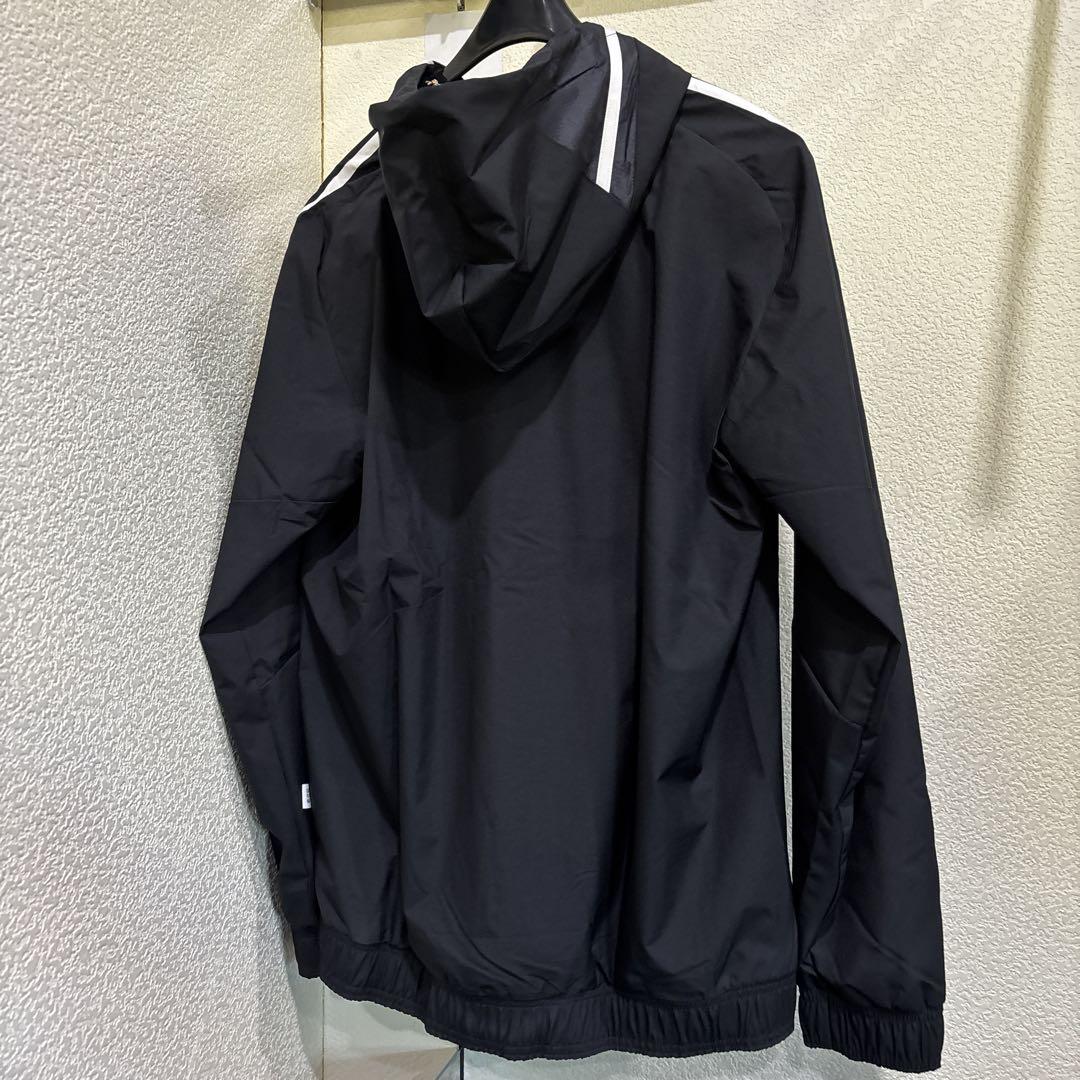 アディダスサッカートレーニングトップ新品