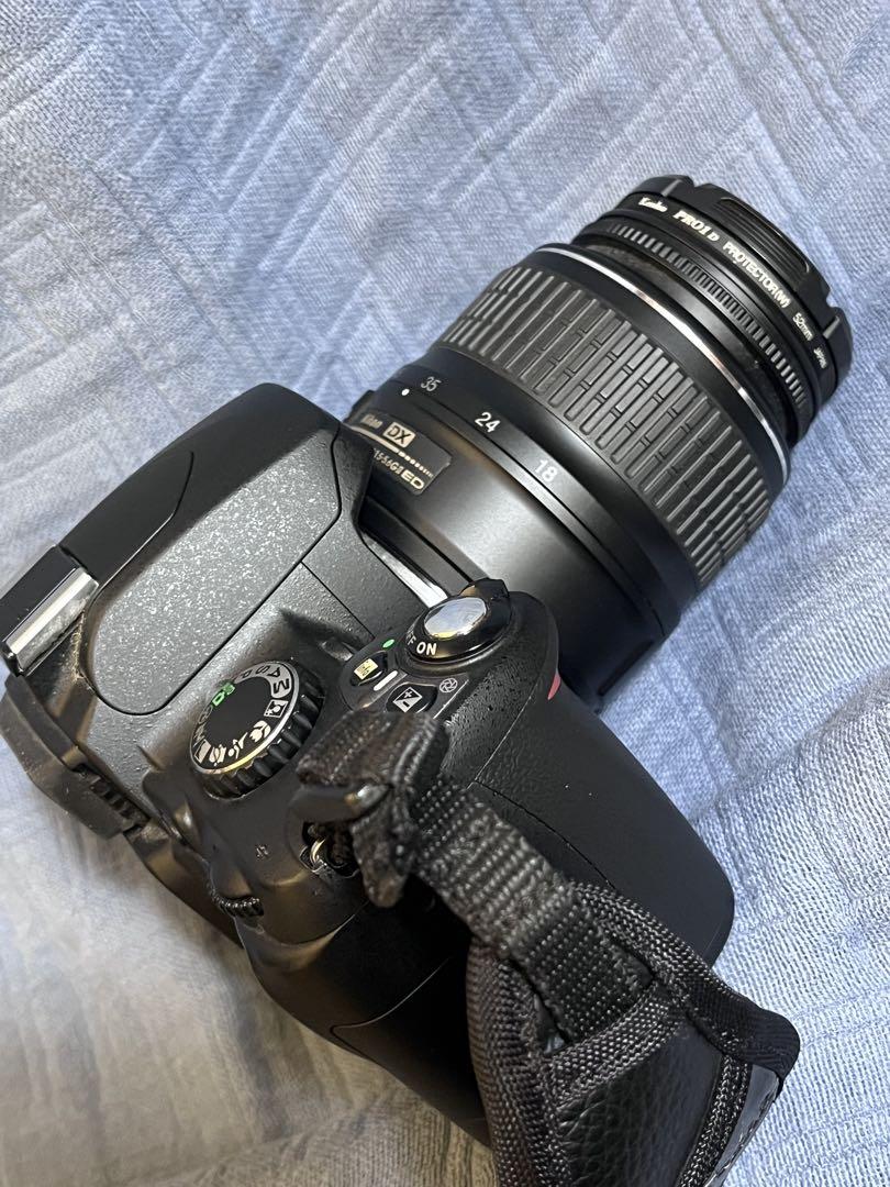 【動作確認済】nikon D40 本体＋18-55mmズーム ハンドストラップ付