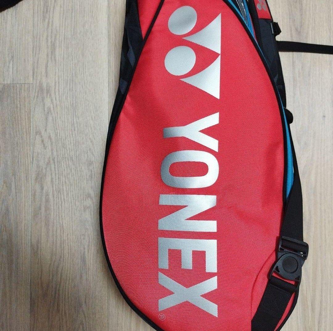YONEX バドミントンバッグ レッド ラケット収納袋付き