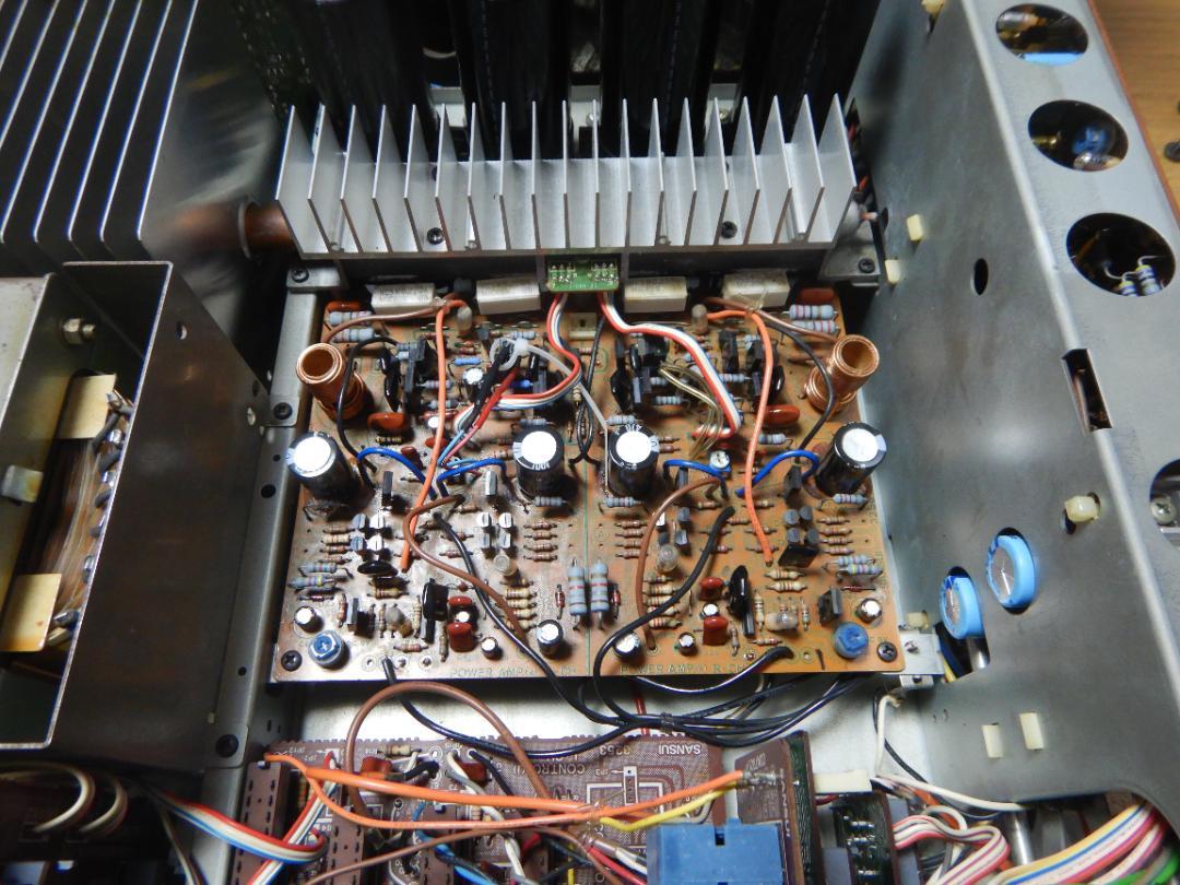 サンスイ　AU-D707F ジャンク品