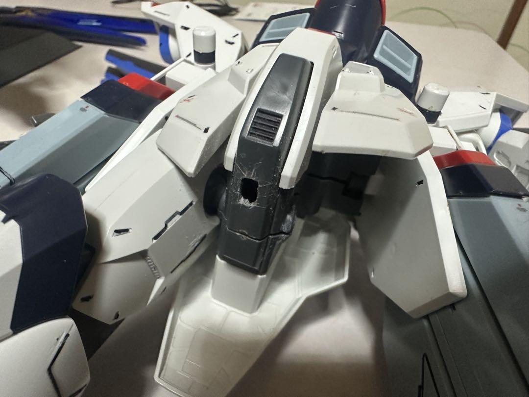 PG ストライクフリーダムガンダムと1/60フリーダムガンダム(ジャンク品)