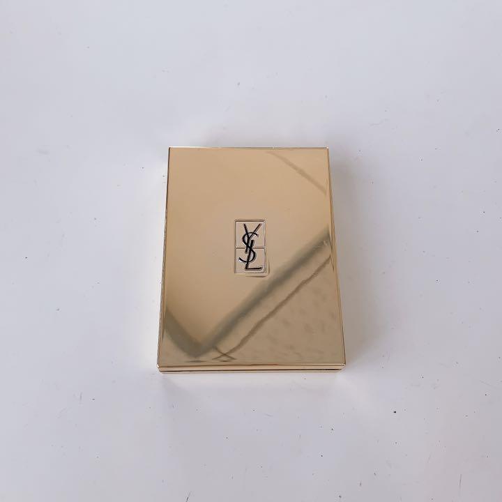 イヴ サン ローラン