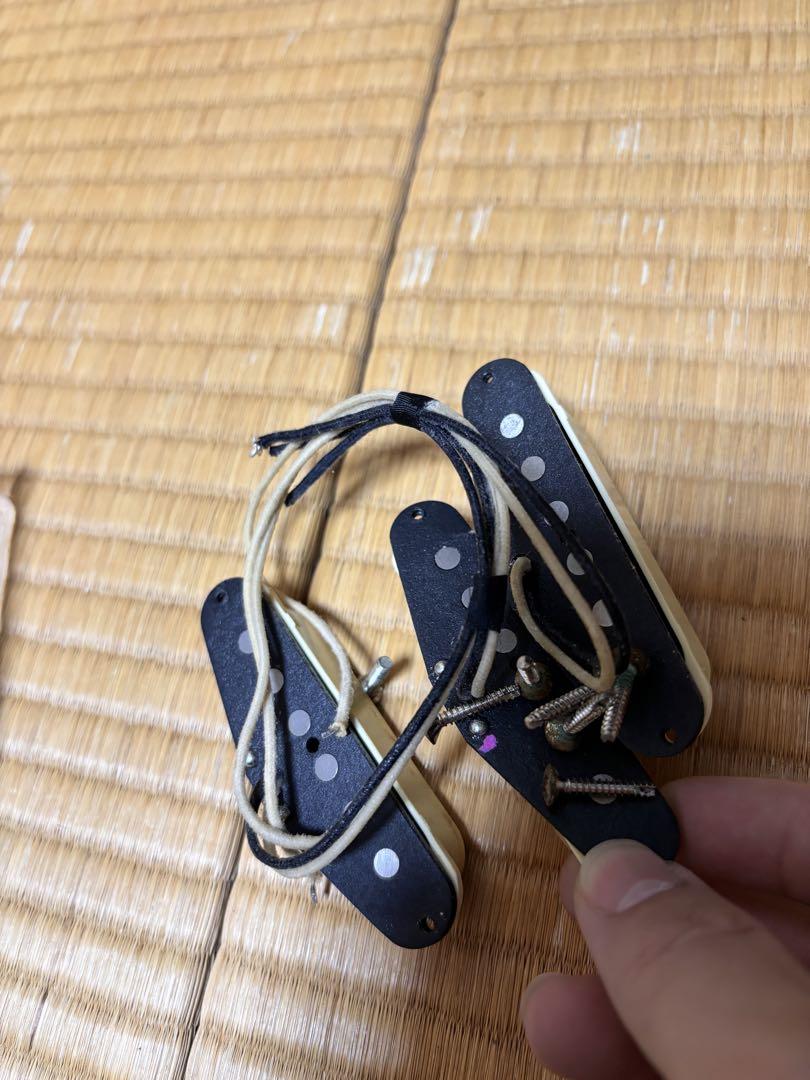 Moanaギターピックアップ　中古