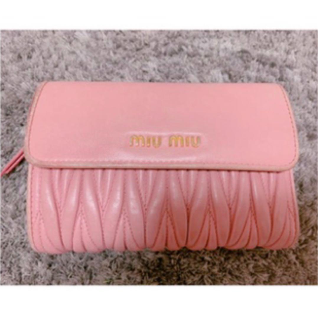 MIUMIU折りたたみ財布PORTAFOGLIO LAMPO MATELASSE