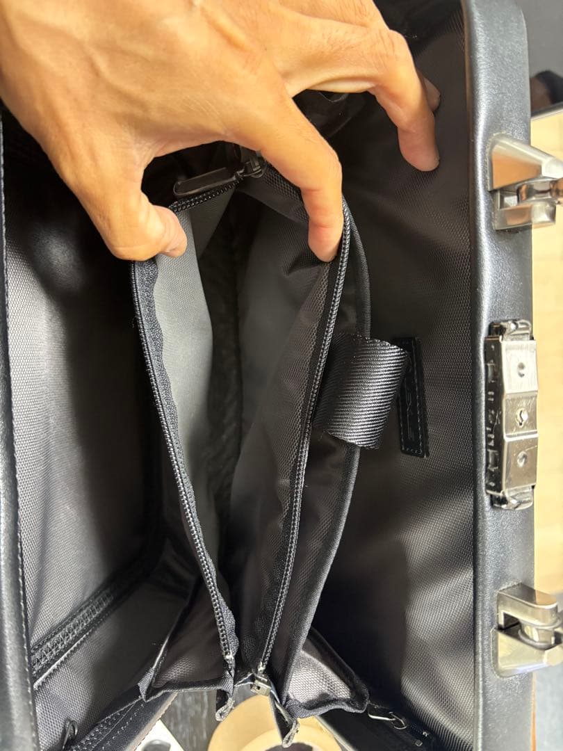 限定品 ARTPHERE x LEXUS 2way　　ニューダレスバッグ 黒