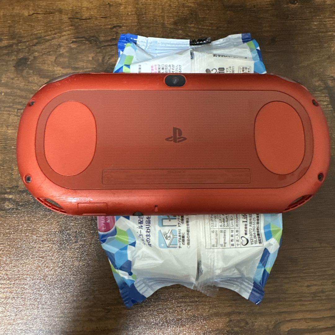 playstation vita pch-2000 メタリックレッド本体