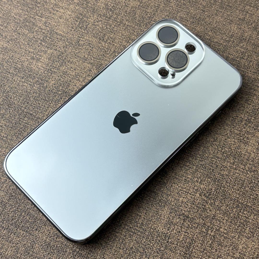 シルバーのiPhone 15ProMAX Apple iPhone 15Promax シルバーグレー ケース - メルカリ