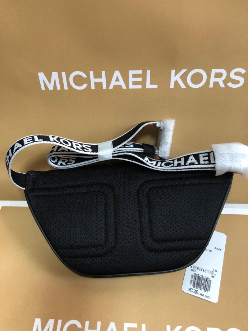セール中お値下げ不可 MICHAEL KORS ブラック ボディバッグ MICHAEL KORS ブラック ボディバッグ - メルカリ