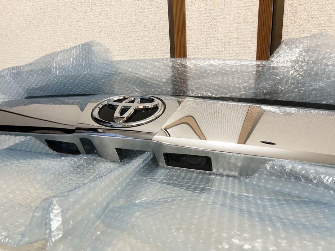 AGH30 ヴェルファイア　リアガーニッシュ