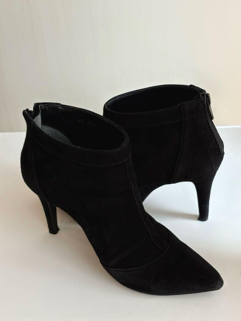 美品✨DIANA ハイヒール ビジュー ポインテッドトゥ スエード 黒 23.5 美品✨DIANA ハイヒール ビジュー ポインテッドトゥ スエード 黒