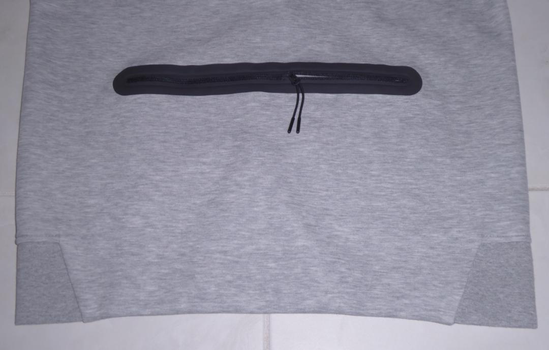 正規代理店 タグ付き未着用品！ナイキ □ テック L/S ハーフジップ フリース トップス