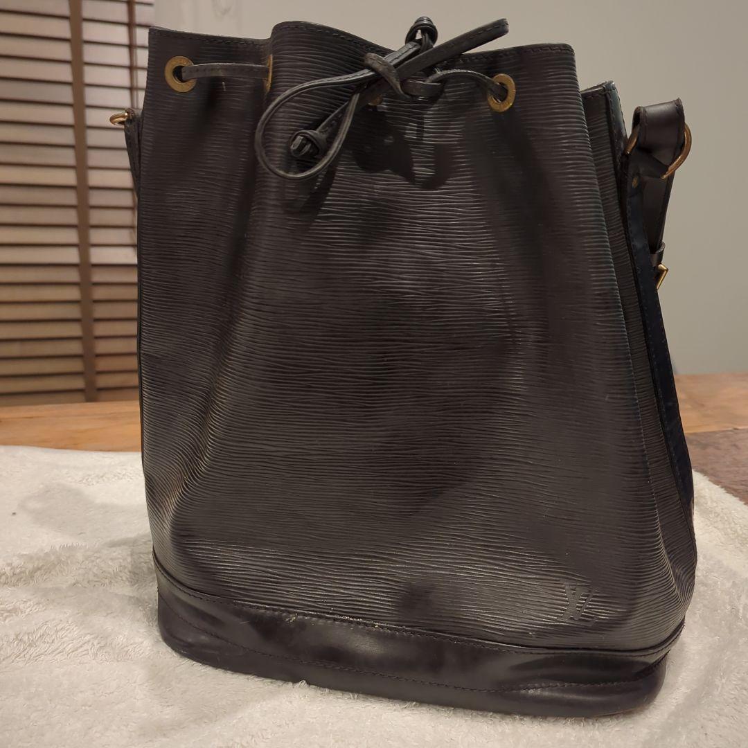 ルイヴィトン LOUIS VUITTON エピ ノエ ショルダーバッグ 巾着