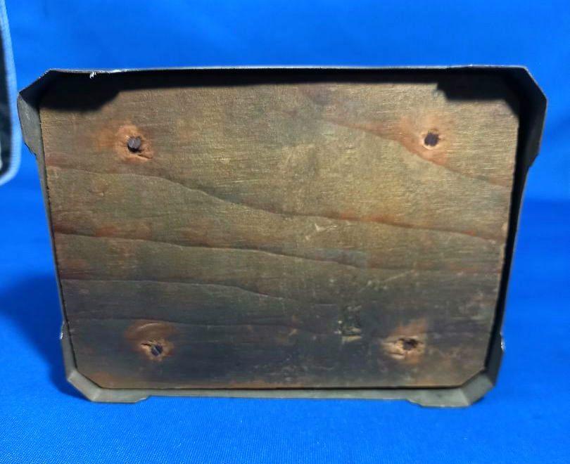 ドイツ 　ユンハンス社製 　オルゴール付き 角型目覚まし時計　鍵ネジが有りません