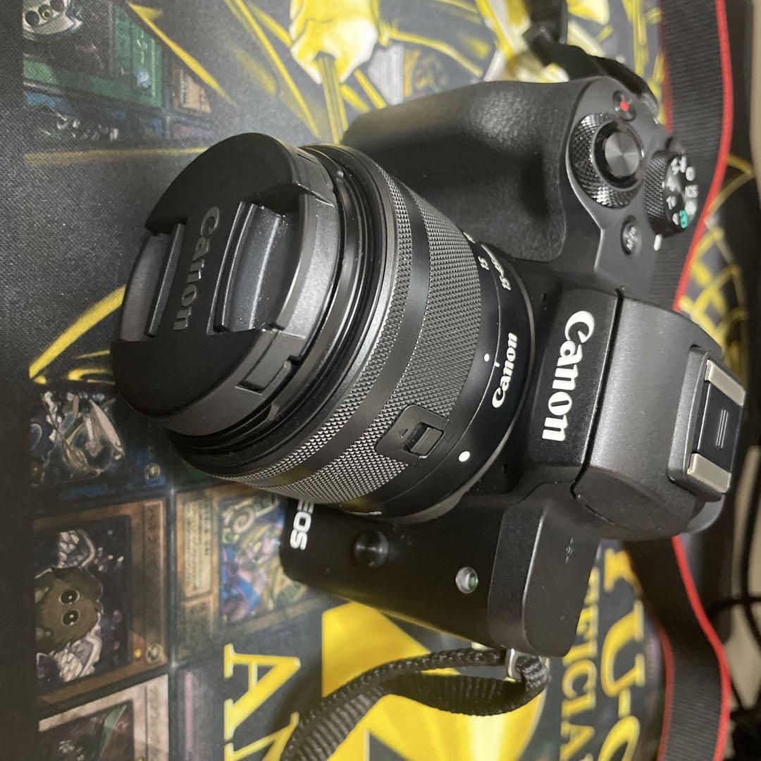 Canon ミラーレス一眼カメラ EOS Kiss M ダブルレンズセット