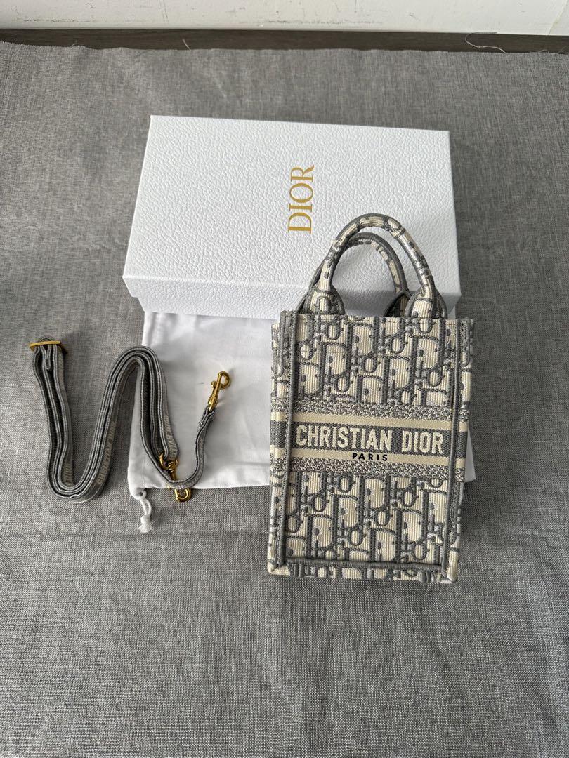 DIOR BOOK TOTE フォンバッグ ミニ